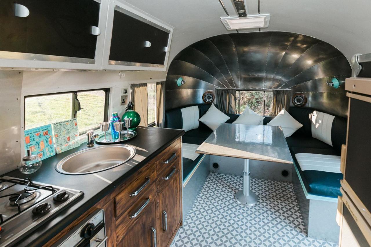 Silver Airstream Glamping & Rental Chichester Luaran gambar
