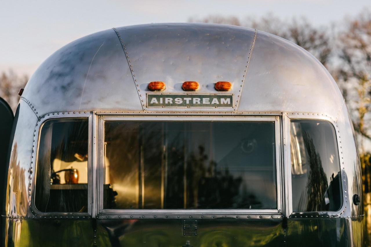Silver Airstream Glamping & Rental Chichester Luaran gambar
