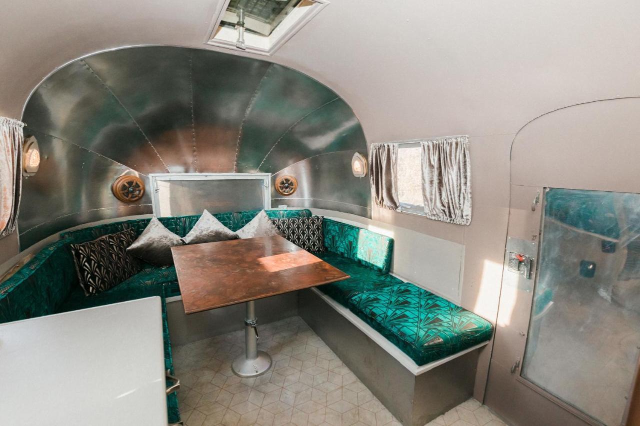 Silver Airstream Glamping & Rental Chichester Luaran gambar