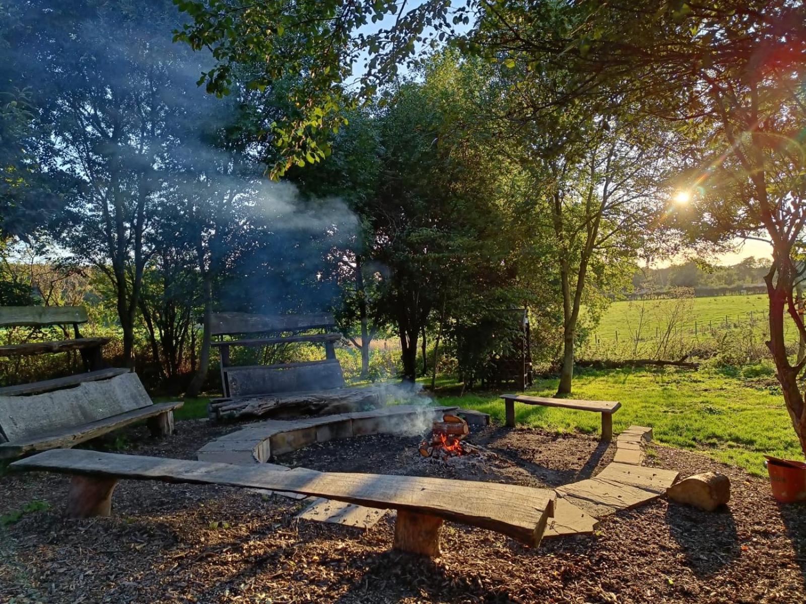 Silver Airstream Glamping & Rental Chichester Luaran gambar